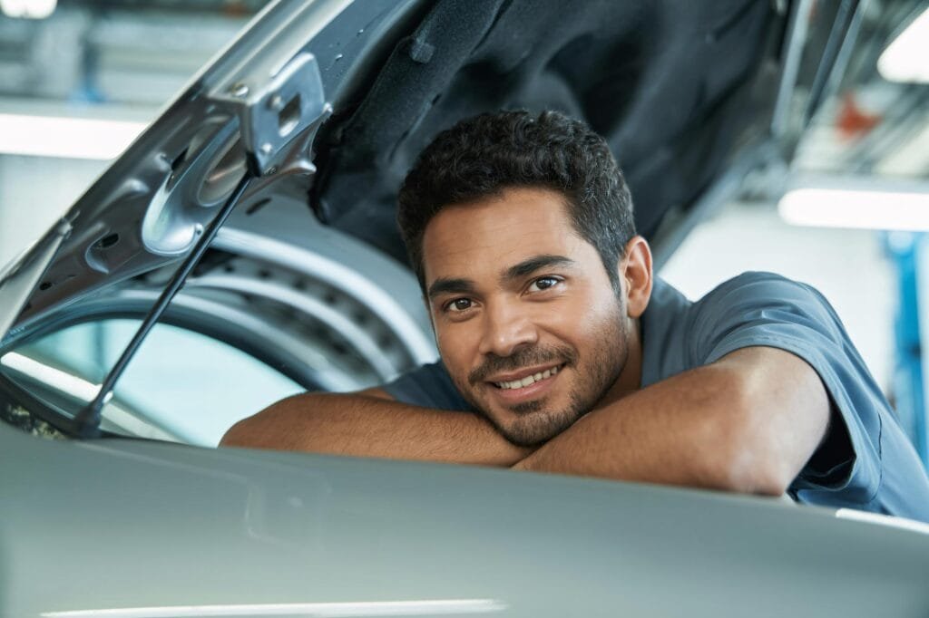Benefits of hiring a luxury SUV