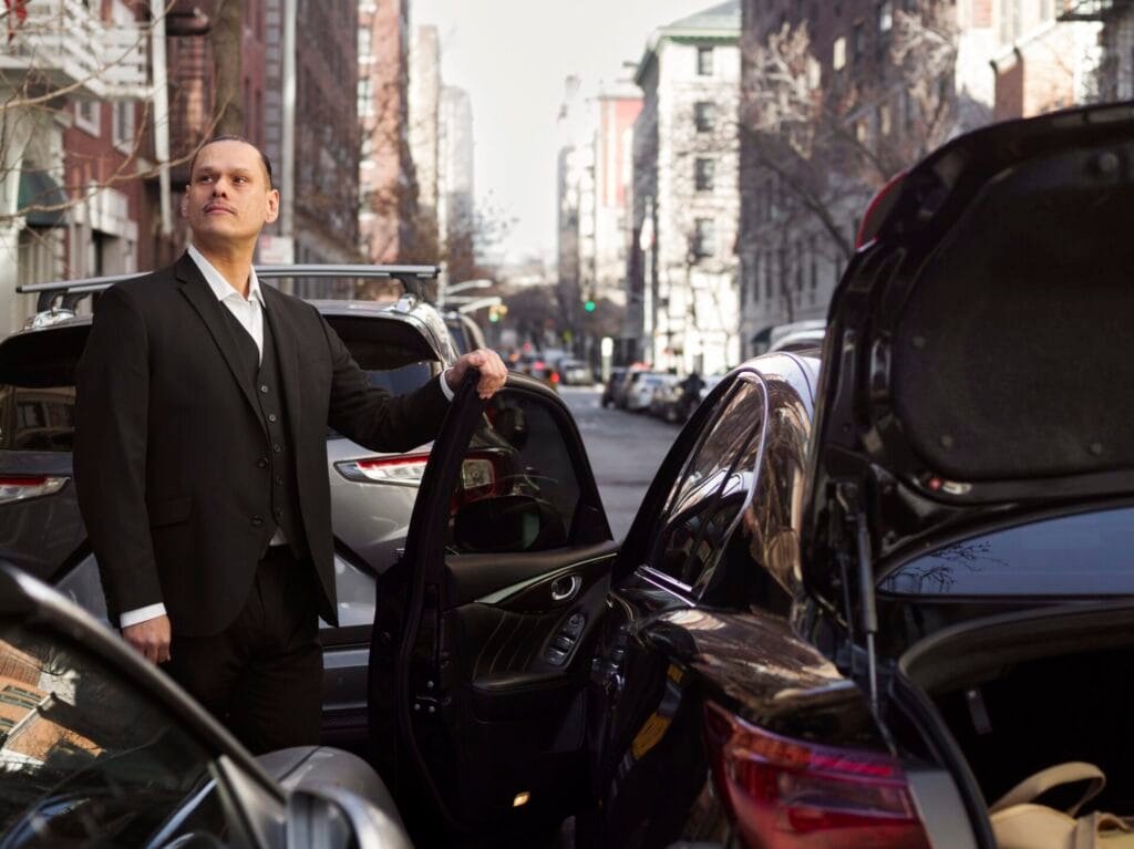 comparing rideshare vs luxury limo in San Francisco