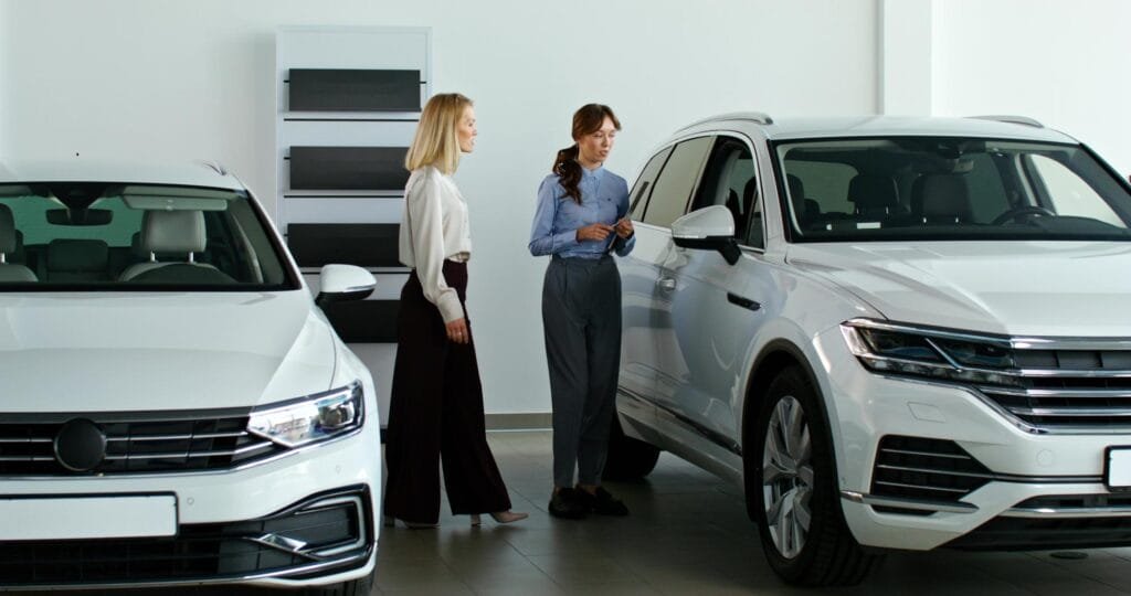 how to choose between SUV and sedan