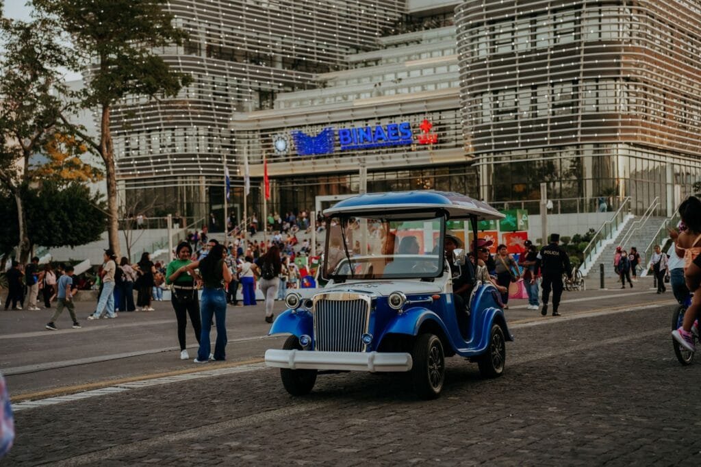 event transportation for family gatherings