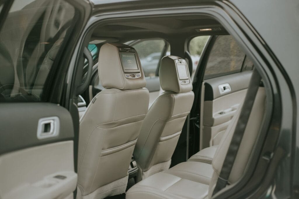 best luxury transport for families in Santa Clara