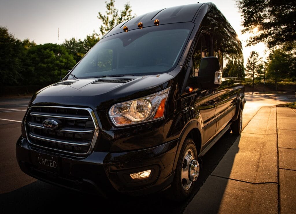 how to book luxury limousine service