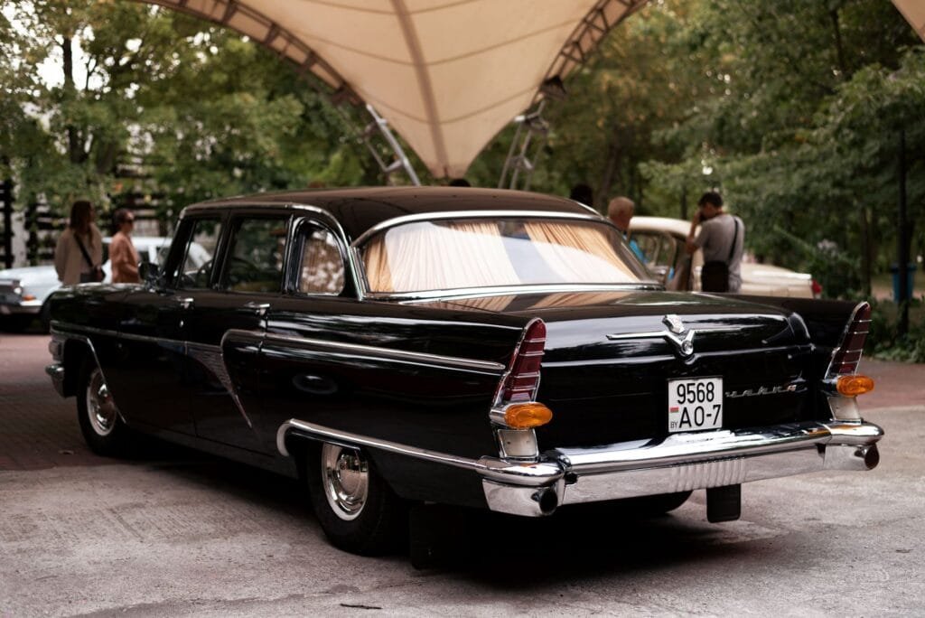 how to hire limo for birthday parties