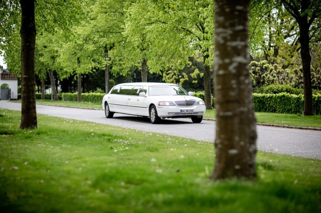 best chauffeur services for airport travel in San Jose