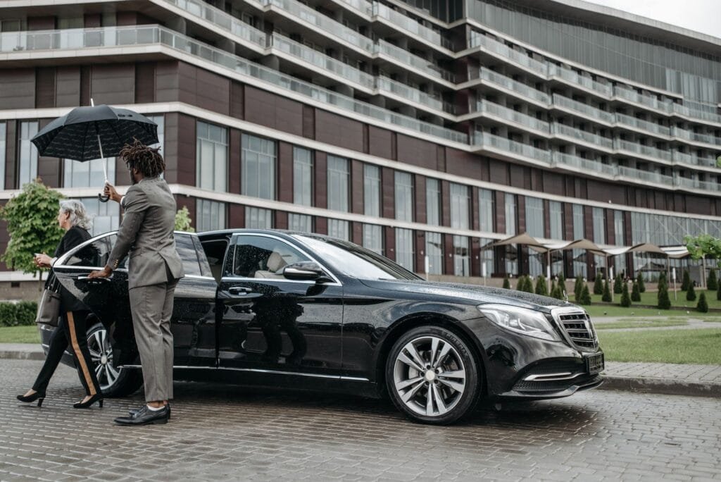 how to arrange limo for gala dinners