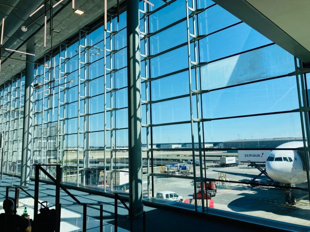 luxury airport transportation for international visitors