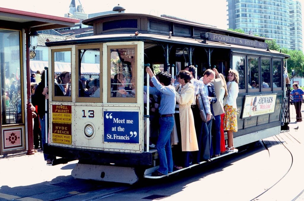 luxury rides for tourists in San Francisco