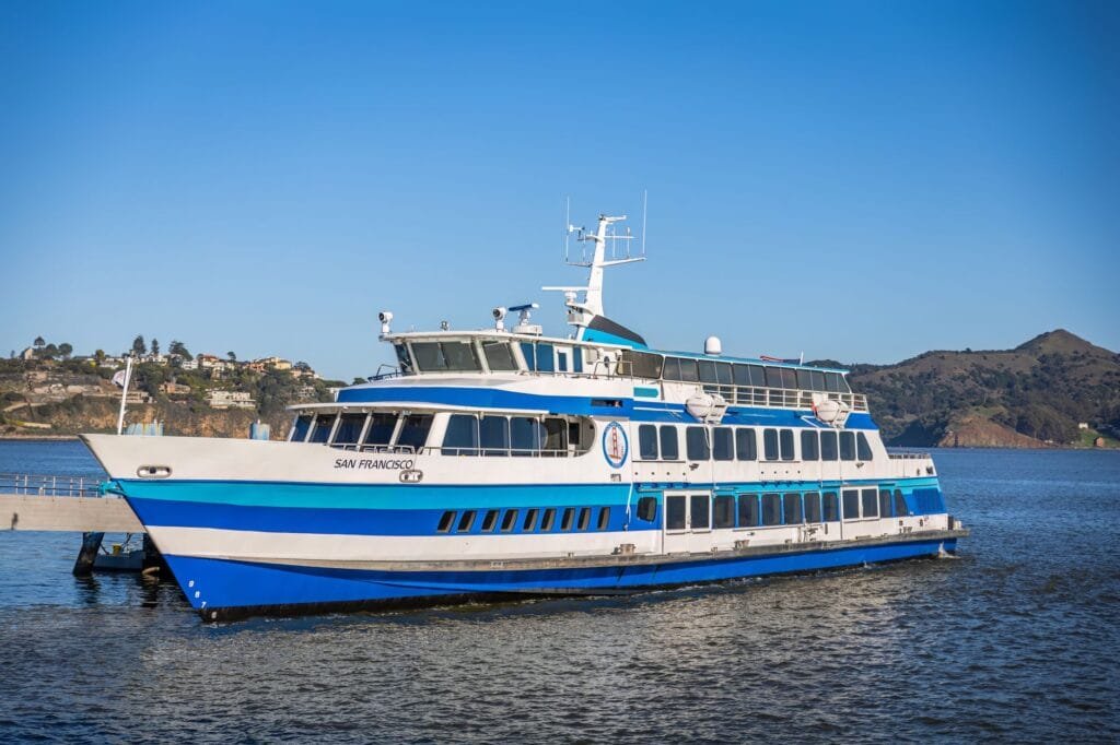 luxury transport services for tourists in San Francisco
