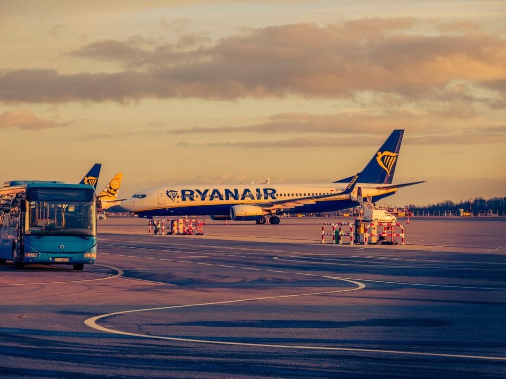 best options for luxury airport shuttles in San Mateo