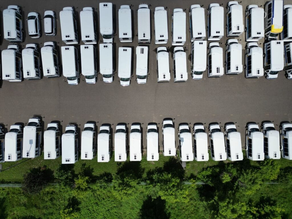 how to arrange transportation for business retreats