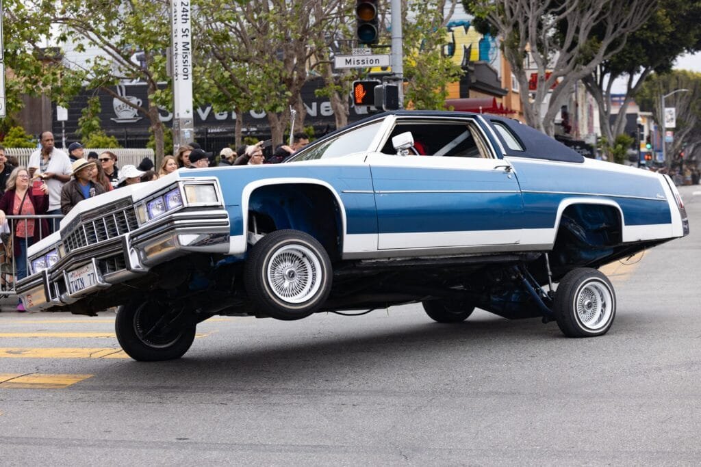 how to schedule luxury rides for events in San Mateo