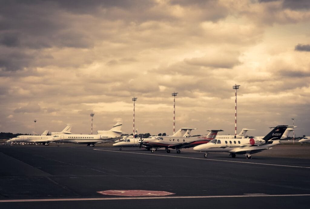luxury airport transfers for corporate travelers