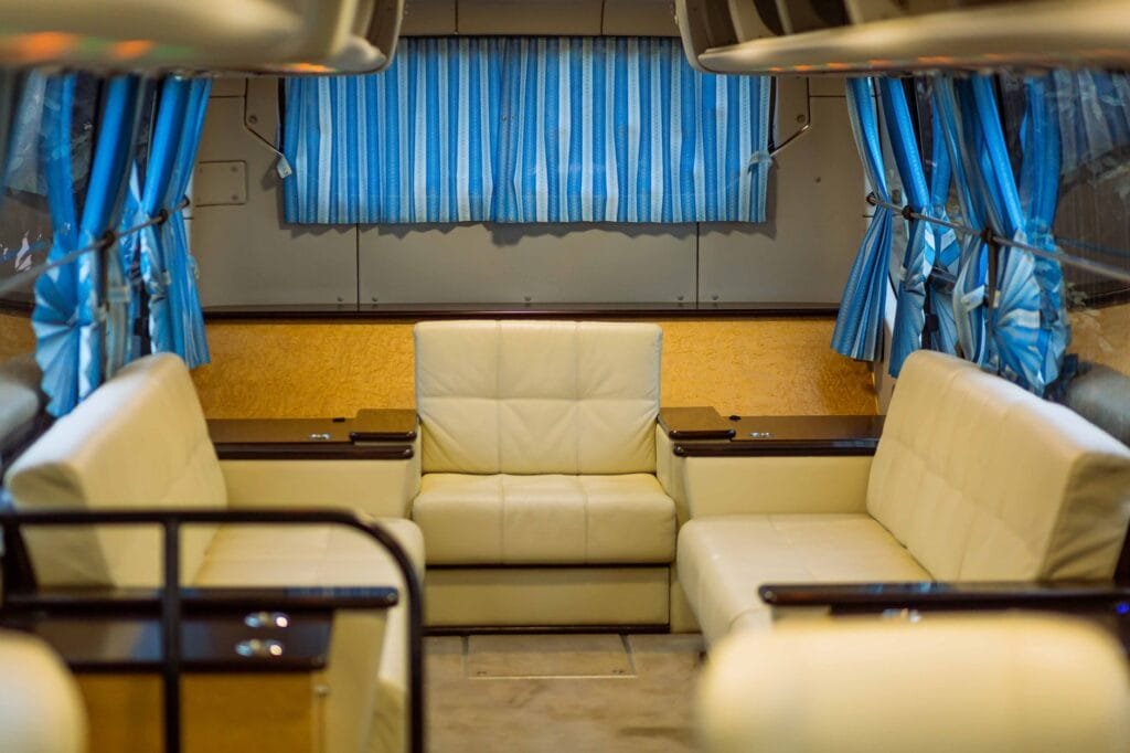 luxury transportation for tours in San Jose
