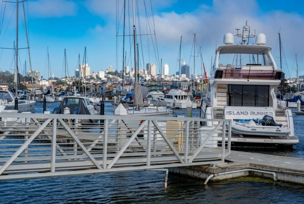 luxury transport solutions for airport travel in San Francisco